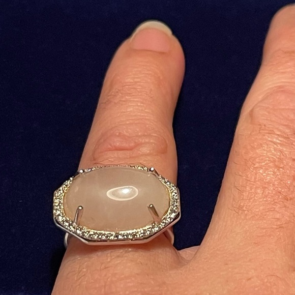 925 Sterling Oval Natural Rose Quartz with Crystal Halo Ring Size 6 RJ for Avon - Picture 6 of 11